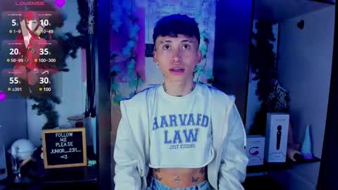 Junior online show from March 7, 2025, 11:49 pm