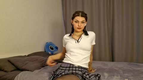 Ashley online show from December 21, 2025, 11:17 am