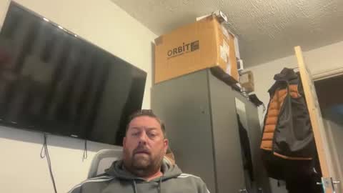 Junky online show from October 9, 2025, 4:05 pm