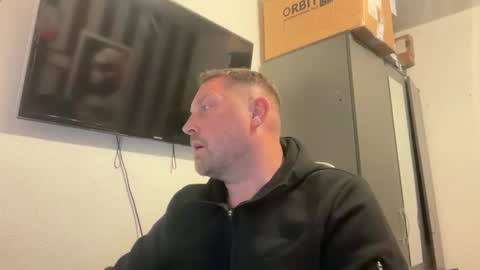 Junky online show from April 12, 2026, 8:03 pm