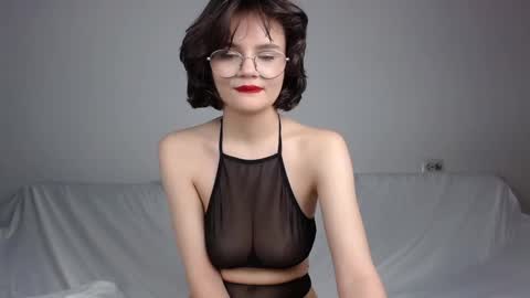 Snapshot of junnewers chatting on January 17, 2025, 6:12 pm JunneWers online show from January 17, 2025, 6:12 pm