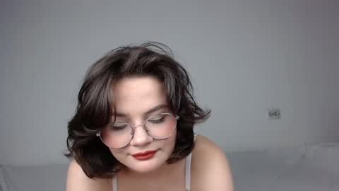 Snapshot of junnewers chatting on February 3, 2025, 3:27 pm JunneWers online show from February 3, 2025, 3:27 pm