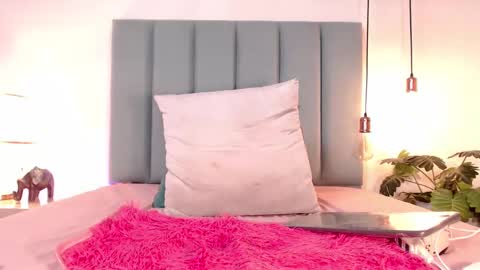 Jupiter Fox online show from January 23, 2025, 5:42 pm