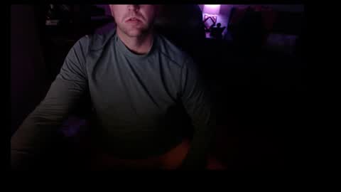 Snapshot of jusbeaz8722 chatting on December 2, 2024, 8:52 am JustnSide Unexxst online show from December 2, 2024, 8:52 am