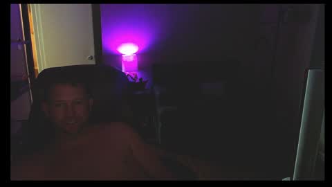 Snapshot of jusbeaz8722 chatting on January 8, 2025, 7:55 am JustnSide Unexxst online show from January 8, 2025, 7:55 am