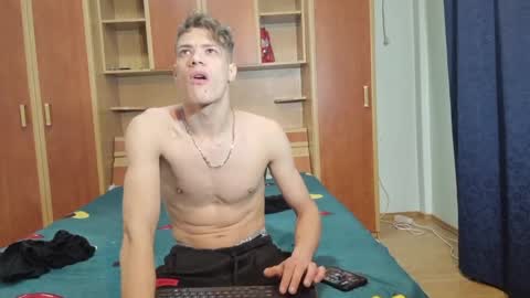 just_alexx12 online show from December 19, 2024, 7:18 pm