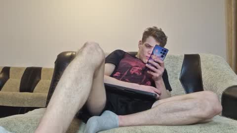 just_alexx12 online show from January 7, 2025, 8:10 pm