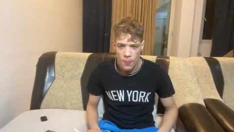 just_alexx12 online show from January 17, 2025, 10:12 pm