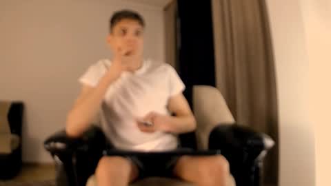 just_alexx12 online show from February 11, 2025, 10:04 am