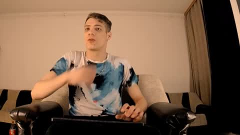 just_alexx12 online show from February 12, 2025, 8:07 pm