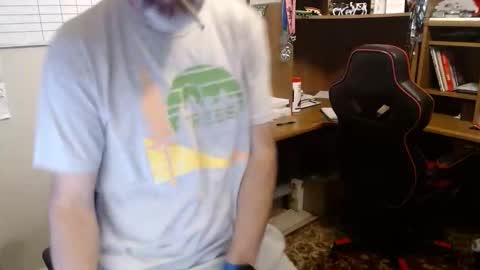 Your Zaddy online show from November 16, 2025, 7:47 am