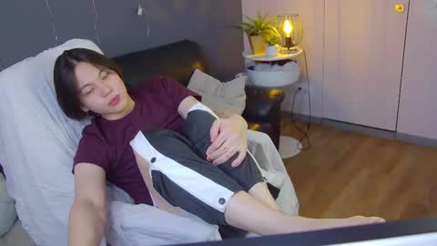 just_gay_ online show from February 1, 2025, 5:05 pm