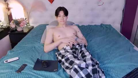 just_gay_ online show from March 1, 2025, 7:26 pm