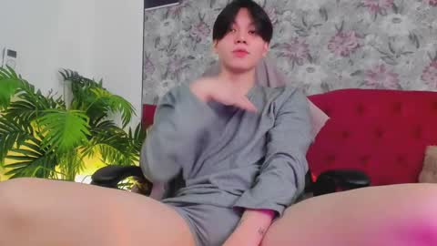 just_gay_ online show from March 5, 2025, 1:17 pm