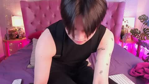 just_gay_ online show from March 8, 2025, 4:28 pm