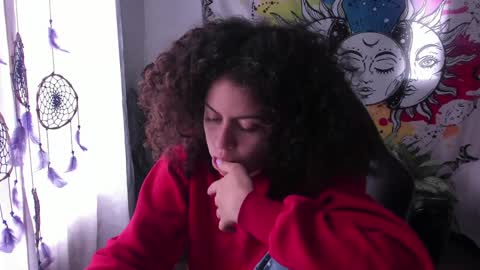 Sofia online show from February 5, 2025, 6:37 pm