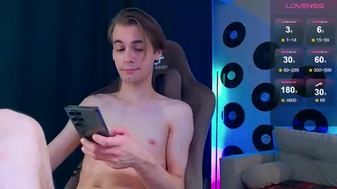 Samuel online show from October 9, 2025, 7:34 pm