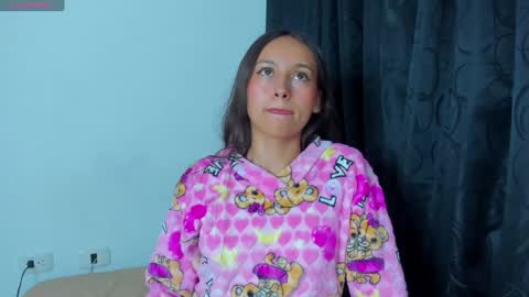 Snapshot of just_soffy chatting on December 4, 2024, 11:13 pm Soffy online show from December 4, 2024, 11:13 pm