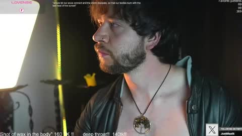 Snapshot of just_your_dreamboy chatting on November 4, 2025, 11:59 pm Maxi online show from November 4, 2025, 11:59 pm