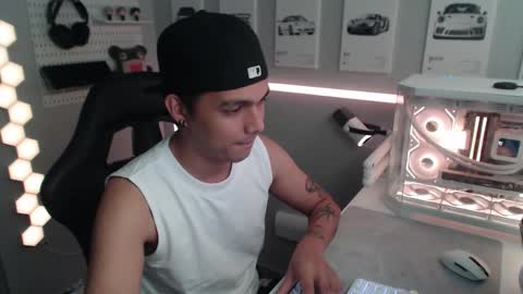 Rhys online show from November 14, 2025, 5:22 pm