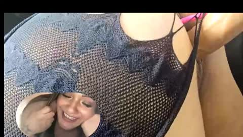 Snapshot of justagirlof chatting on February 20, 2025, 6:39 am Layla online show from February 20, 2025, 6:39 am