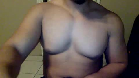 Snapshot of justahotguy00 chatting on June 19, 2026, 3:11 am justahotguy00 online show from June 19, 2026, 3:11 am