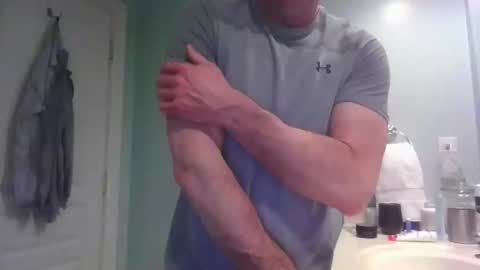 justanotherdadbod2025 online show from February 19, 2026, 3:35 am