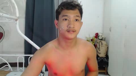 Snapshot of justcallme_cyril chatting on February 19, 2026, 9:11 pm Cyril online show from February 19, 2026, 9:11 pm