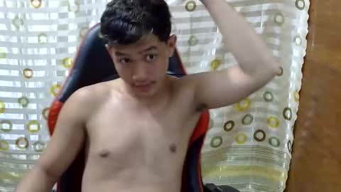 Snapshot of justcallme_cyril chatting on February 21, 2026, 8:43 pm Cyril online show from February 21, 2026, 8:43 pm