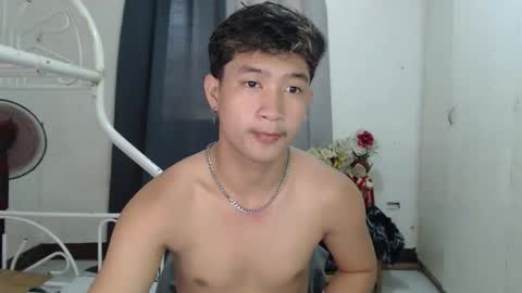 Snapshot of justcallme_cyril chatting on April 2, 2026, 3:59 am Cyril online show from April 2, 2026, 3:59 am