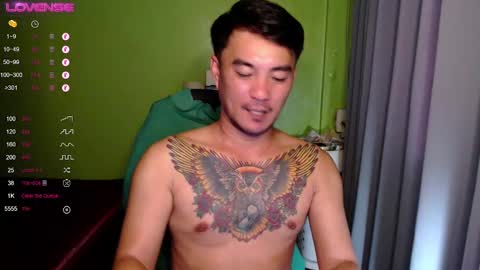 Snapshot of justcallmekarl chatting on January 3, 2025, 5:17 am Karl online show from January 3, 2025, 5:17 am