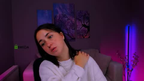 justcamila online show from October 1, 2025, 9:37 am