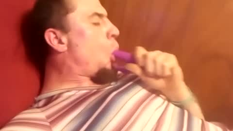 justforyoummm online show from March 10, 2025, 11:42 am