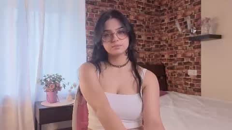 Snapshot of justholly chatting on August 9, 2026, 2:02 am Holly online show from August 9, 2026, 2:02 am