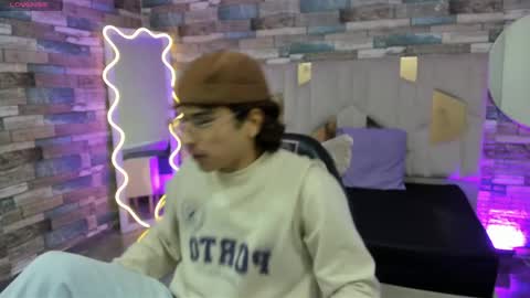  justin  online show from April 14, 2026, 11:38 am