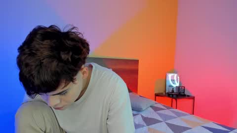 Snapshot of justinbiler chatting on February 21, 2025, 11:44 am Justin online show from February 21, 2025, 11:44 am