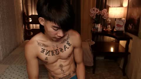 Snapshot of justine_hunk chatting on January 3, 2025, 3:55 pm justine_hunk online show from January 3, 2025, 3:55 pm