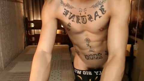 Snapshot of justine_hunk chatting on February 24, 2025, 12:41 am justine_hunk online show from February 24, 2025, 12:41 am