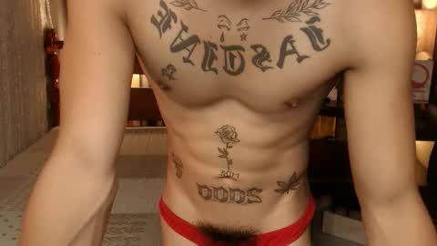 Snapshot of justine_hunk chatting on October 20, 2025, 5:30 am justine_hunk online show from October 20, 2025, 5:30 am