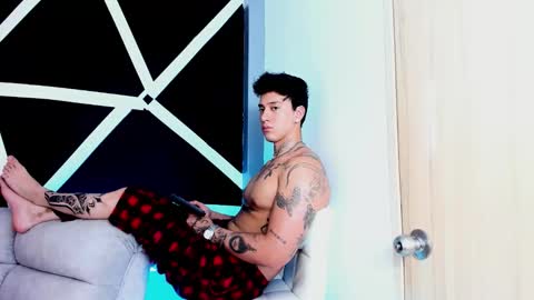 justinfuller_31 online show from September 24, 2025, 7:17 pm