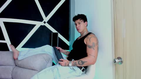 justinfuller_31 online show from November 1, 2025, 7:38 pm