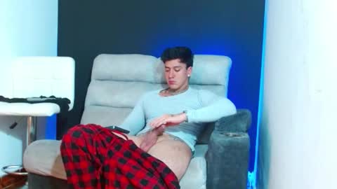 justinfuller_31 online show from March 10, 2026, 8:03 pm