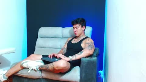 Snapshot of justinfuller_31 chatting on May 8, 2026, 1:33 am justinfuller_31 online show from May 8, 2026, 1:33 am