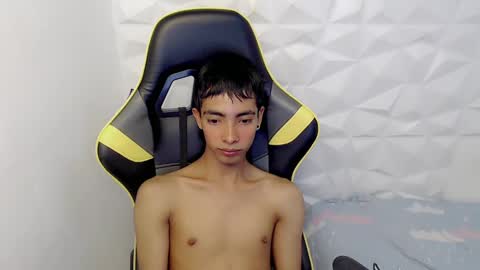 J U S T I N online show from March 12, 2025, 10:17 pm