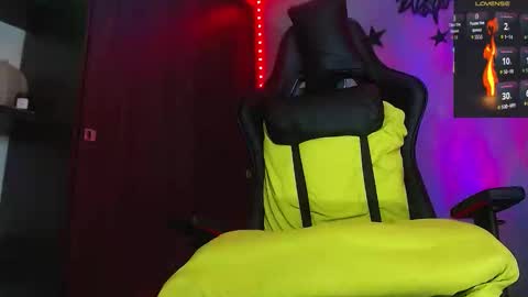 Justinsc online show from November 10, 2025, 11:15 pm