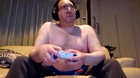 Snapshot of justinthyme2 chatting on November 16, 2025, 5:24 am JustinThyme2 online show from November 16, 2025, 5:24 am