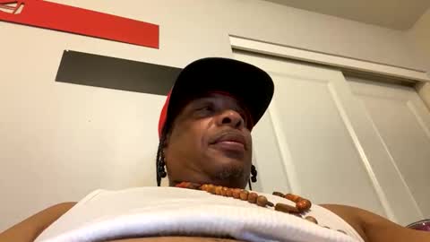 Justleft online show from March 31, 2026, 4:13 am