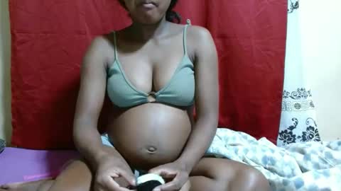 Justlhot online show from January 17, 2025, 12:10 am