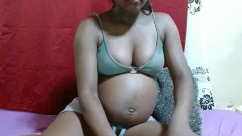 Justlhot online show from January 17, 2025, 5:00 am