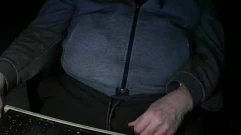 Justme39057 online show from February 11, 2026, 5:07 pm